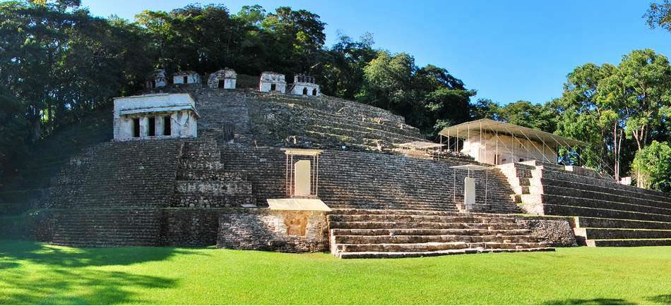 Visit ancient mayan ruins deep in the rainforests of Mexico, Belize, Guatemala, El Salvador and Honduras