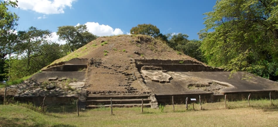 Visit ancient mayan ruins deep in the rainforests of Mexico, Belize, Guatemala, El Salvador and Honduras