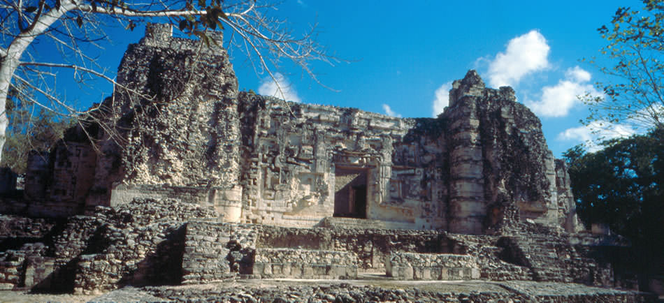 Visit ancient mayan ruins deep in the rainforests of Mexico, Belize, Guatemala, El Salvador and Honduras