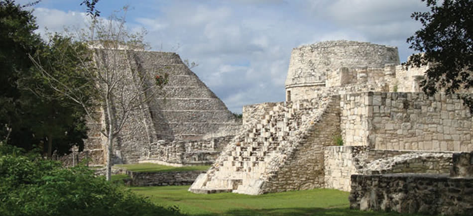 Visit ancient mayan ruins deep in the rainforests of Mexico, Belize, Guatemala, El Salvador and Honduras