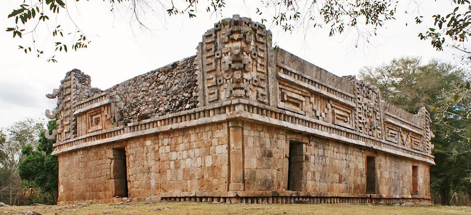 Visit ancient mayan ruins deep in the rainforests of Mexico, Belize, Guatemala, El Salvador and Honduras